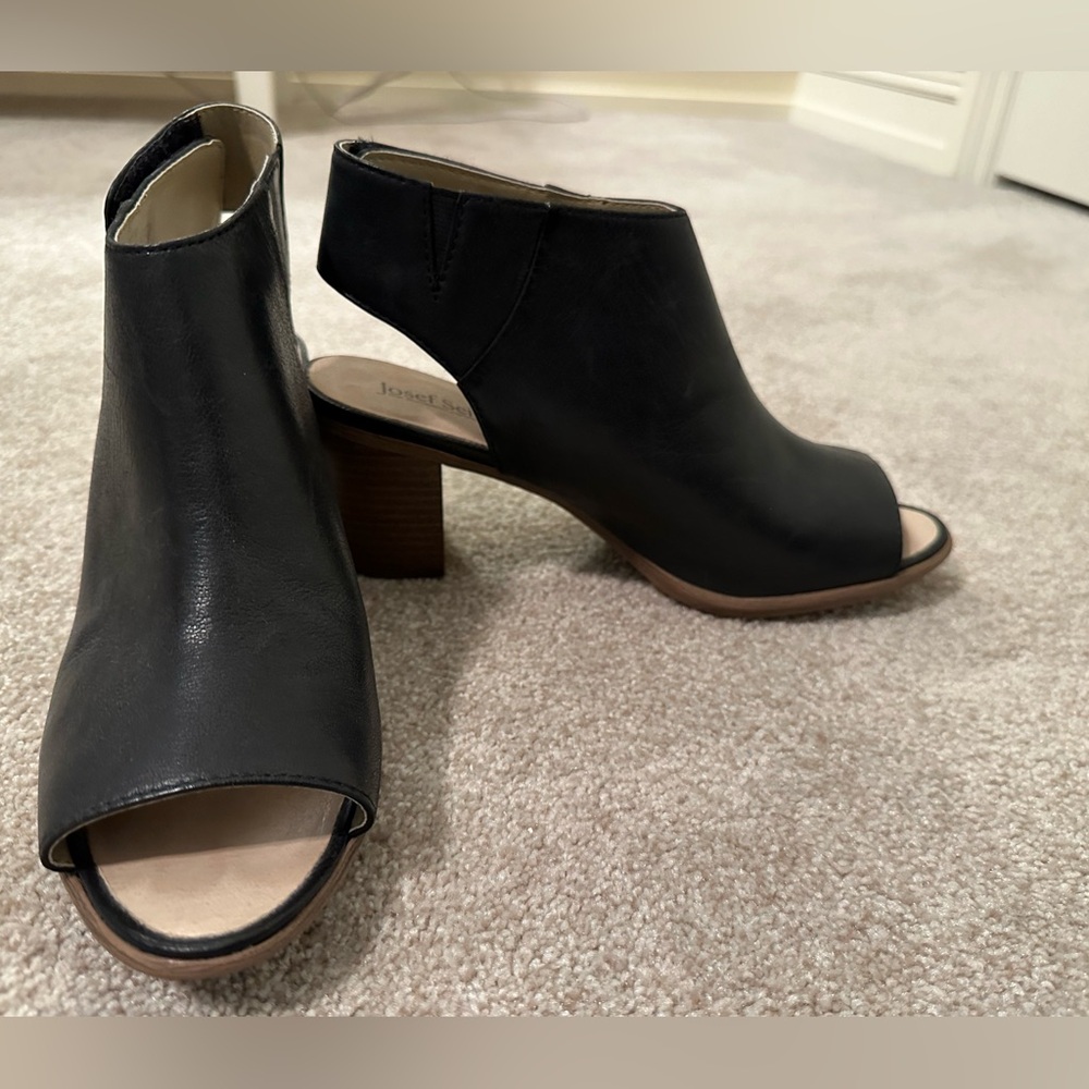 Josef Seibel Bonnie black peep toe bootie size 38 - Picture 3 of 10